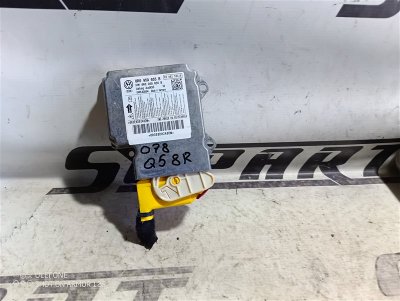 Блок управления подушками безопасности Audi Q5 2010 8R