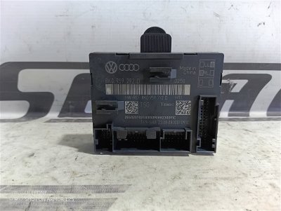 Блок управления дверьми Audi Q5 2010 8R