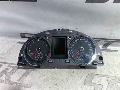 Панель приборов Volkswagen Passat 2011 B7