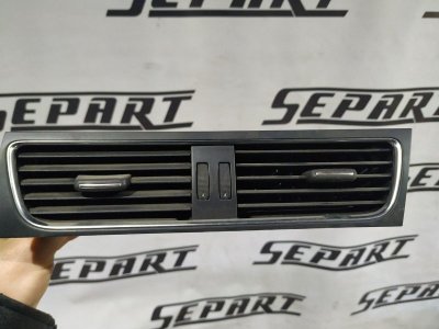 Дефлектор центральный Audi A5