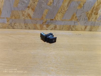 Кнопка стеклоподъемника Volkswagen Passat 2006 B6