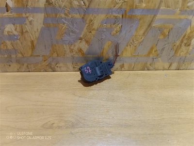Сервопривод заслонки печки Audi Q5 2010 8R