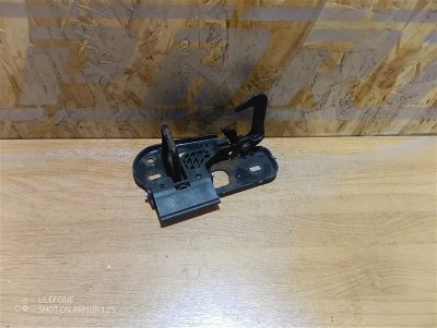 Крюк замка капота Volkswagen Passat R Line 2010 B6