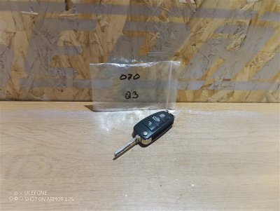 Ключ зажигания Audi Q3 2012 8U