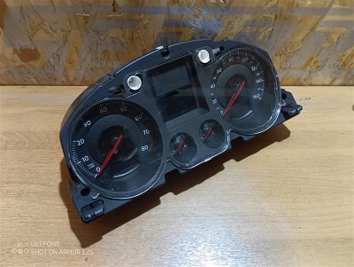 Панель приборов Volkswagen Passat 2006 B6