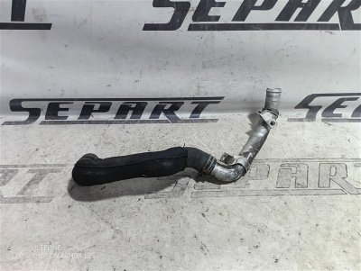 Патрубок системы охлаждения Audi Q5 2010 8R