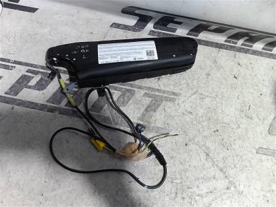 Подушка безопасности в сиденье Volkswagen Passat 2008 B6