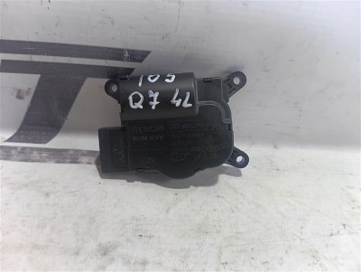 Сервопривод заслонки печки Audi Q7 2008 4L