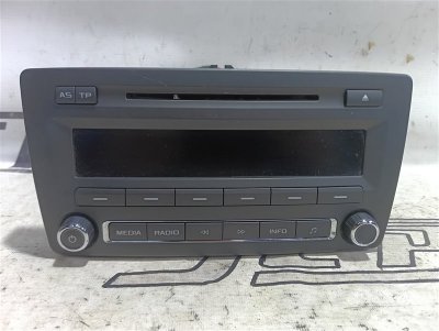 Магнитола 2 DIN Skoda YETI 2014