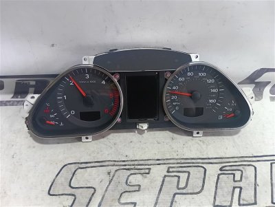 Панель приборов Audi Q7 2008 4L