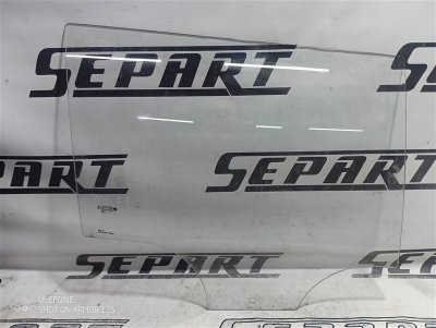Стекло двери Skoda YETI 2014