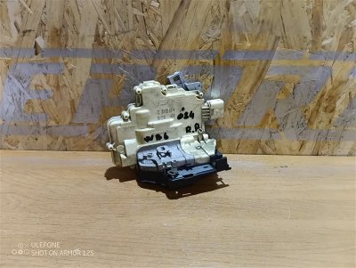 Замок двери Volkswagen Passat 2006 B6