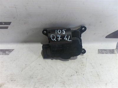 Сервопривод заслонки печки Audi Q7 2008 4L