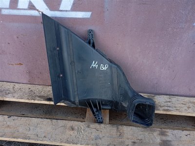 Воздухозаборник Audi A4 B8