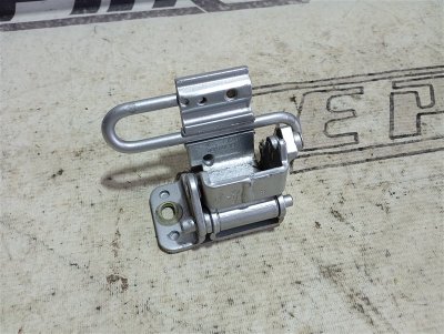 Петля двери Volkswagen Passat 2002 B5