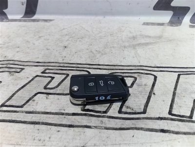 Ключ зажигания Skoda Karoq 2018