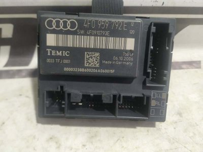 Блок управления дверьми Audi A6 2007 C6