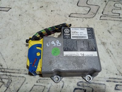 Блок управления подушками безопасности Volkswagen Passat 2006 B6