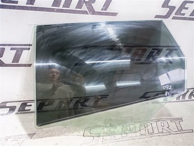 Стекло двери Audi A3 2009 8P