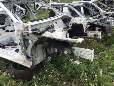 Лонжерон Audi A4 B8