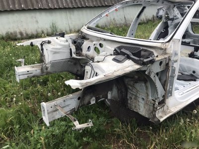 Лонжерон Audi A4 B8