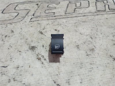 Кнопка стеклоподъемника Volkswagen Passat 2002 B5