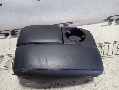 Подлокотник Audi Q7 2010 4L
