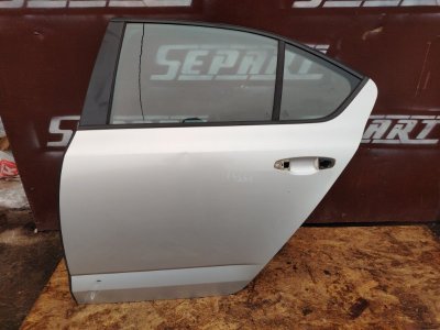 Дверь Skoda Octavia 2016
