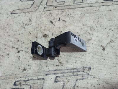 Петля двери верхняя Volkswagen Touran 2011 1T