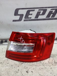 Фонарь Skoda Octavia 2016