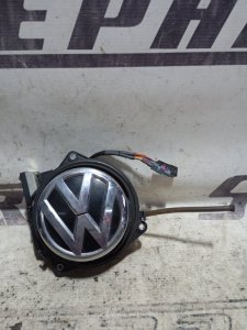 Ручка открывания багажника Volkswagen Passat 2016 B8