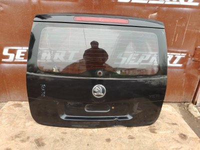 Крышка багажника Skoda YETI 2010 5L