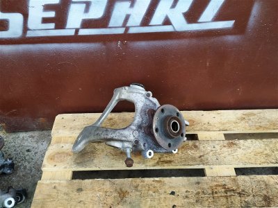 Кулак поворотный Audi A4 2009 B8