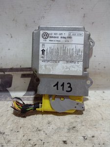 Блок управления подушками безопасности Skoda Octavia 2011
