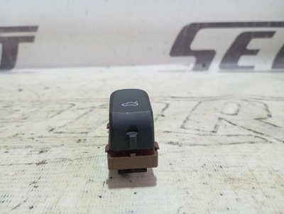 Кнопка открывания багажника Audi A6 C7