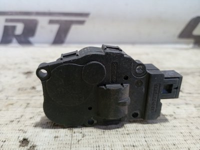 Сервопривод заслонки печки Audi A4 B8