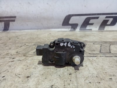 Сервопривод заслонки печки Audi A4 B8