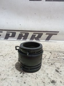 Патрубок воздушного фильтра Volkswagen Passat 2008 B6