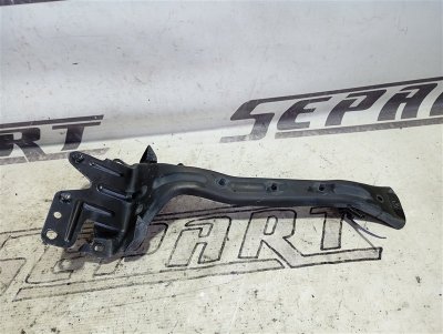 Кронштейн замка капота Volkswagen Touareg 2008