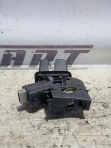 Замок двери багажника Audi A4 2011 B8