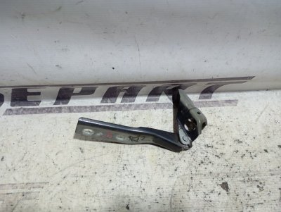 Петля капота Audi A3 2010 8P