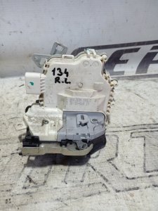 Замок двери Audi A4 2011 B8