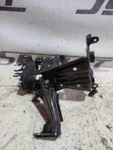 Кронштейн блока ABS Audi A4 2002 B6