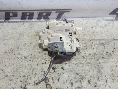 Замок двери Audi A3 2010 8P
