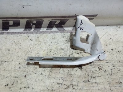 Петля капота Audi A4 2008 B8