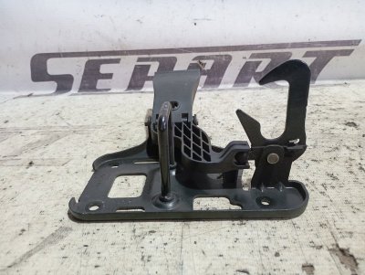Крюк замка капота Audi A4 2008 B8