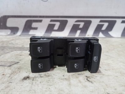 Блок управления стеклоподъемниками Skoda Karoq 2024