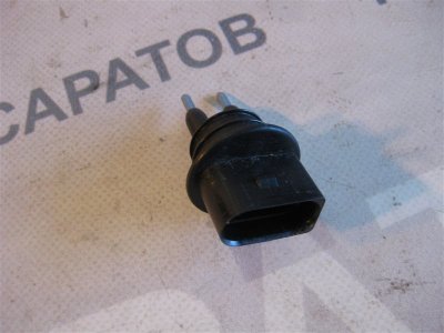 Датчик уровня бачка омывателя Skoda Octavia A5 2013 лифтбэк