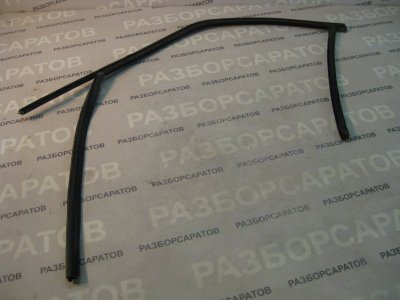 Уплотнитель стекла двери Ford Galaxy 2006