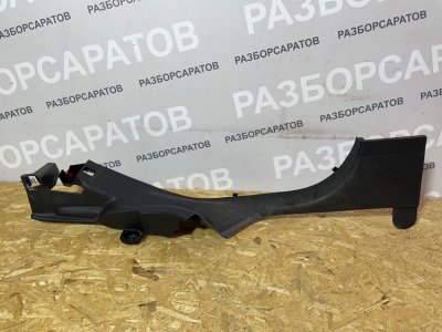 Накладка порога внутренняя Renault Megan III 2012 хэтчбек
